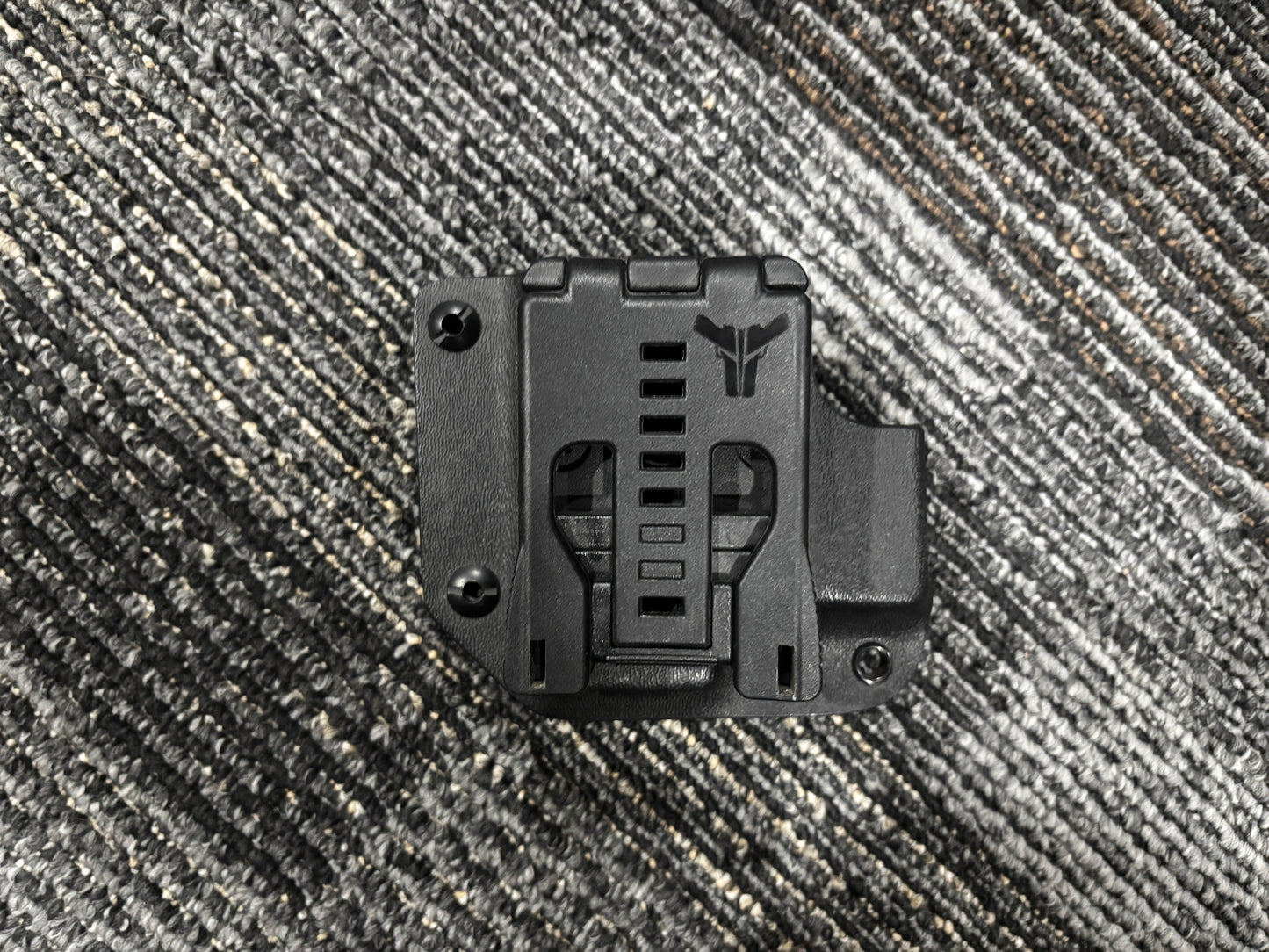 Vudoo mag holder