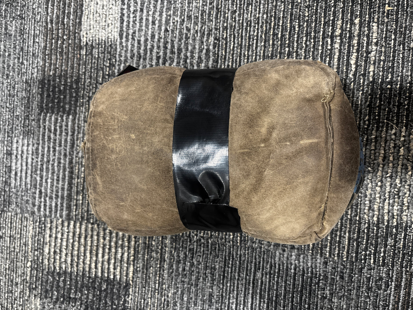 Shmedium bag with small hole